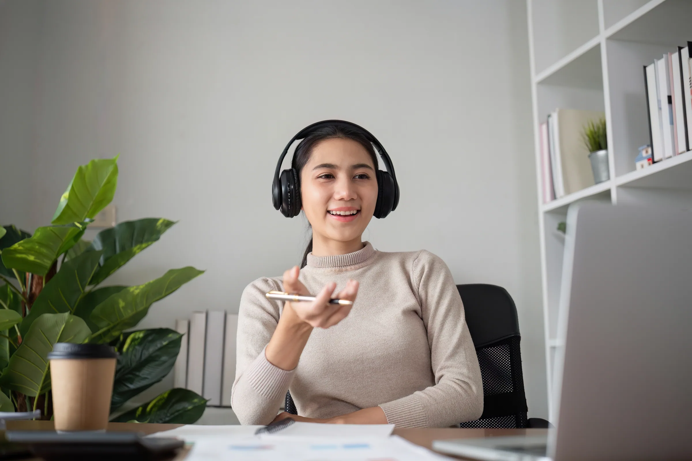 Why More Agencies Are Delegating to Virtual Assistants