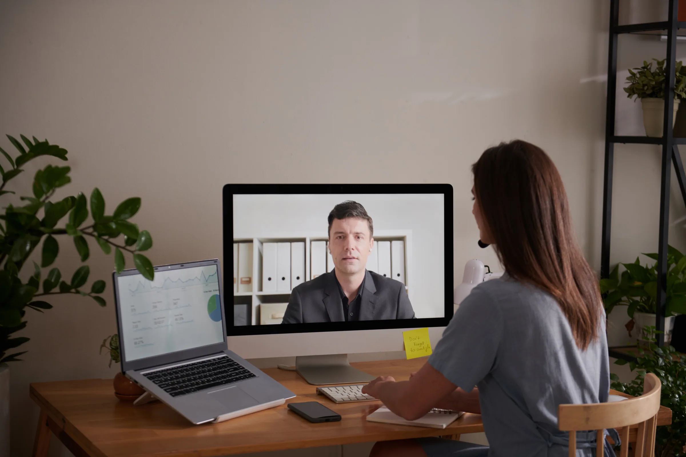 How to Onboard a Virtual Assistant at Your Insurance Agency